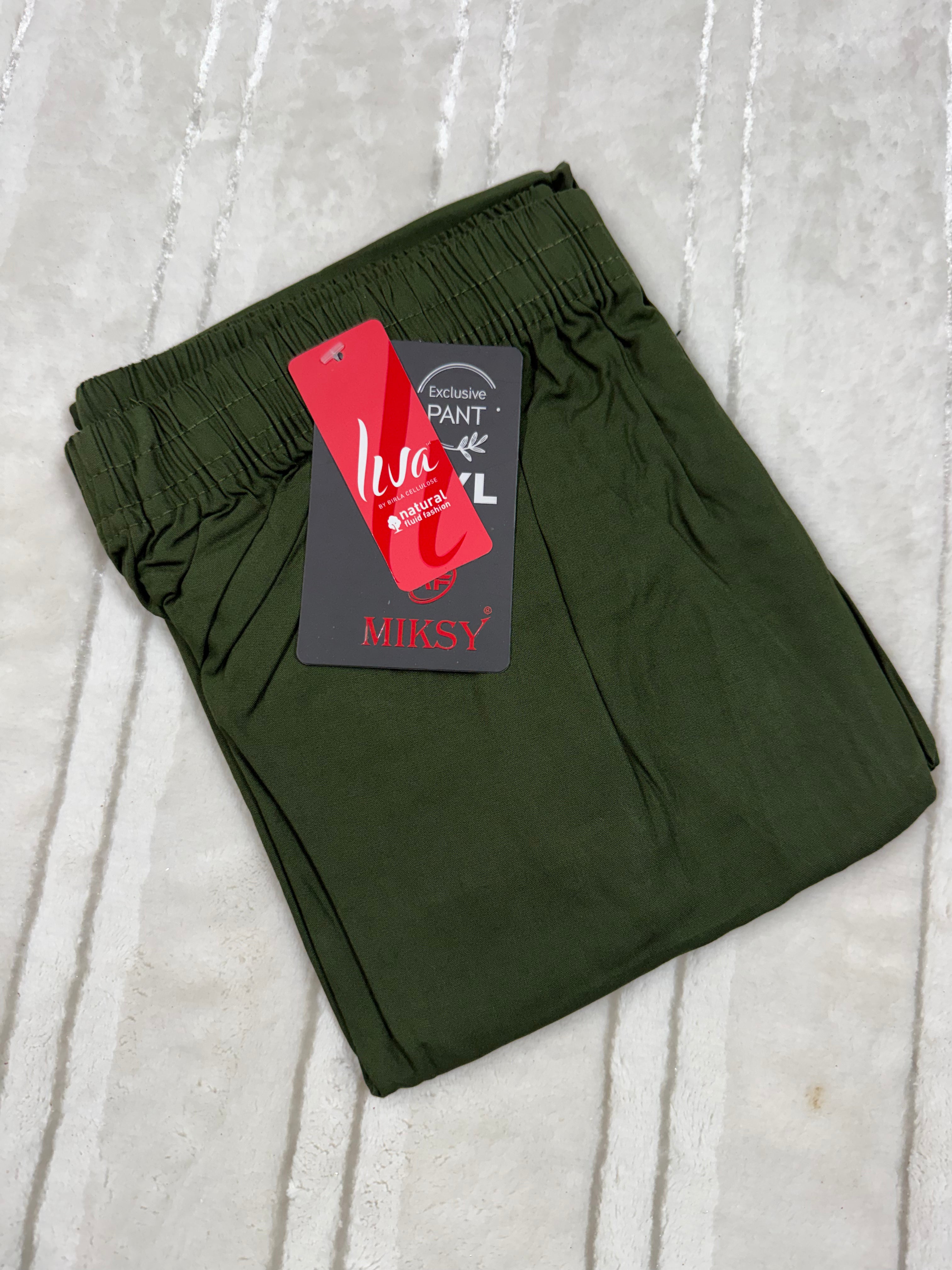 Straight cut pants