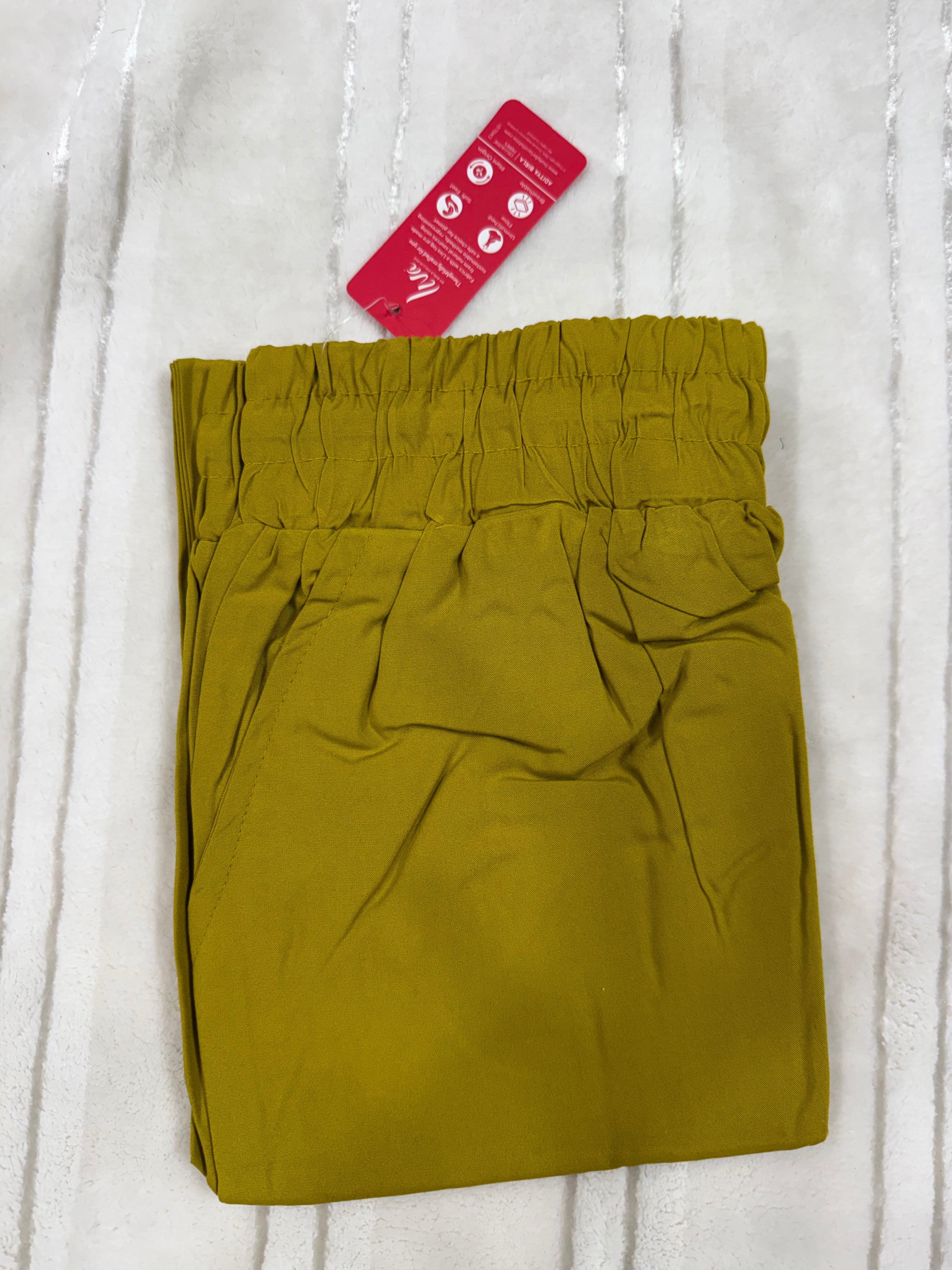 Straight cut pants